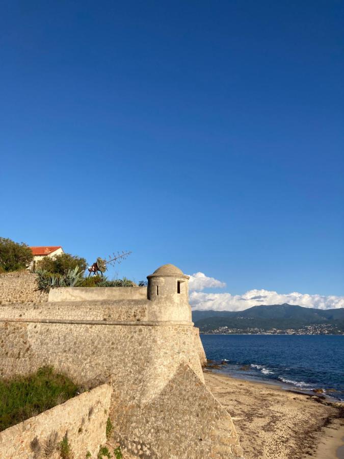 Studio Spacieux Tout Confort Cite Imperiale Ajaccio  Exterior photo