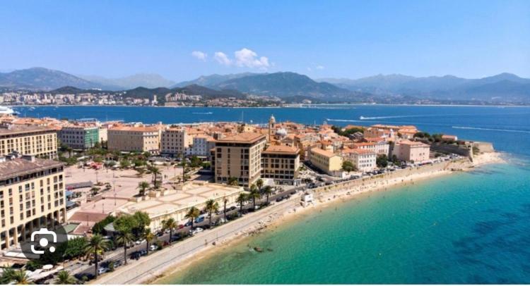 Studio Spacieux Tout Confort Cite Imperiale Ajaccio  Exterior photo